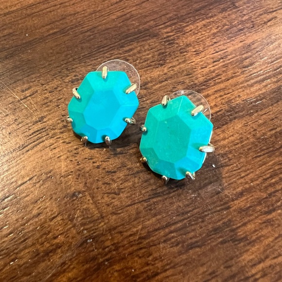 Kendra Scott Morgan Studs - Picture 2 of 2